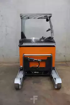 Reach Truck 2021  Still FM-X14 (5)