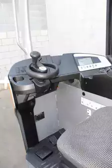Reach Truck 2019  Still FM-X14 (7)