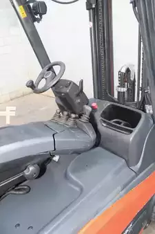 Eléctrico - 3 rodas 2018  Linde E16-02 (5)