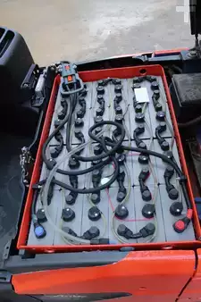 Eléctrico - 3 rodas 2020  Linde E14-02 (10)