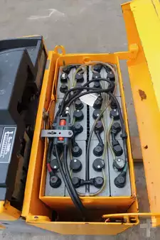 Porta-paletes elétrico 2017  Jungheinrich ERE 120 (6)