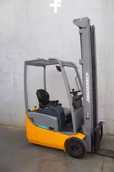 Eléctrico - 3 rodas 2015  Jungheinrich EFG 113 650 DZ (1)