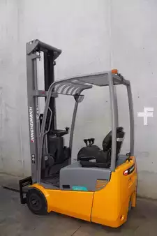 Eléctrico - 3 rodas 2015  Jungheinrich EFG 113 650 DZ (4)