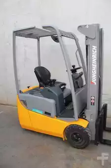 Eléctrico - 3 rodas 2018  Jungheinrich EFG 113 450 DZ (2)