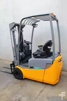 Eléctrico - 3 rodas 2018  Jungheinrich EFG 113 450 DZ (4)