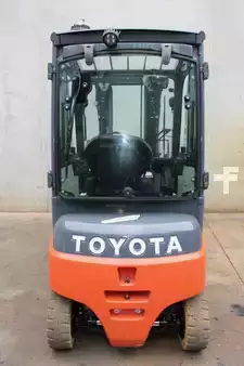 Elektryczne 4-kołowe 2019  Toyota 8FBMK16T (6)