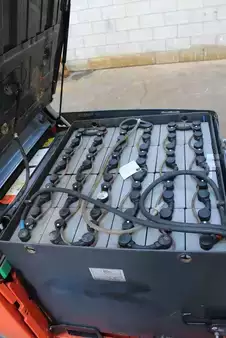 Carrelli elettrici 3 ruote 2020  Toyota 8FBE16T (9)