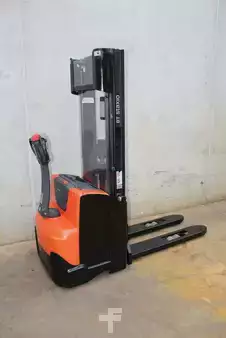 Apilador eléctrico 2019  BT SWE120 (3)