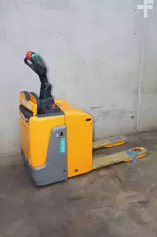 Elektromos raklapemelő 2019  Jungheinrich ERE 120 FRUTERA (3)