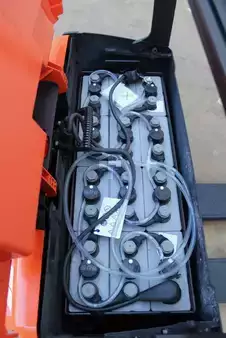 Transpallet elettrici 2022  BT LWE180 (6)