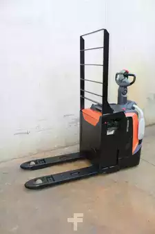 Transpallet elettrici 2017  BT LPE200 (2)