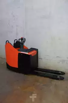 Transpallet elettrici 2018  BT LPE200 (4)
