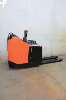 Transpallet elettrici 2021  BT LPE200 (3)