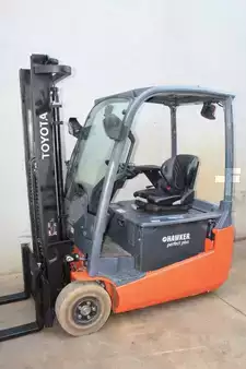 Carrelli elettrici 3 ruote 2021  Toyota 8FBE16T (3)