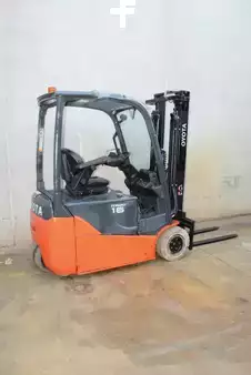 Carrelli elettrici 3 ruote 2021  Toyota 8FBE16T (2)