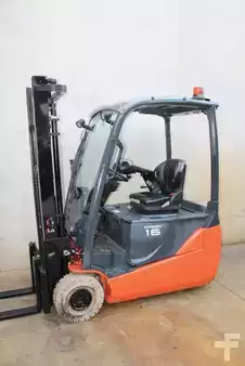 Carrelli elettrici 3 ruote 2021  Toyota 8FBE16T (3)