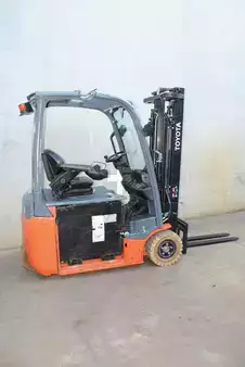 El truck - 3 hjulet 2020  [div] 8FBE16T (2)