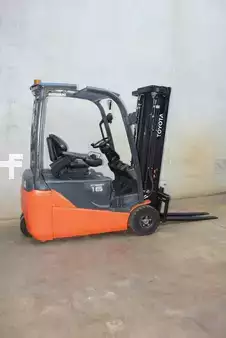 Carrelli elettrici 3 ruote 2017  Toyota 8FBE16T (2)