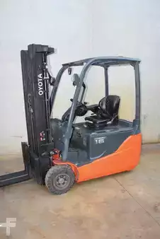 Carrelli elettrici 3 ruote 2017  Toyota 8FBE16T (3)