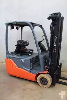 Carrelli elettrici 3 ruote 2018  Toyota 8FBE16T (1)