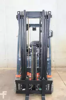 Carrelli elettrici 3 ruote 2018  Toyota 8FBE16T (5)