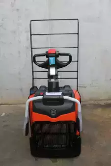 Niederhubwagen 2015  Toyota LPE200 (5)