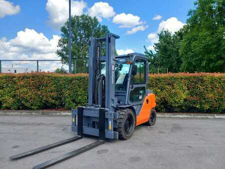 Diesel truck 2017  Toyota 40-8FD45N (2)