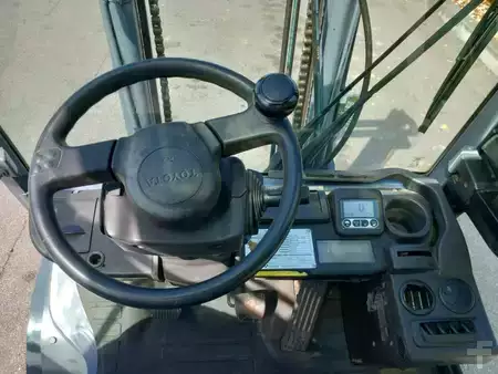 Diesel Forklifts 2016  Toyota 52-8FDF30 (5)