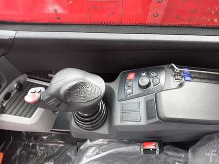 Dieselstapler 2023  Manitou MLT 841 (6)