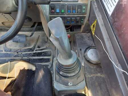 Wózki widłowe diesel 2011  Manitou MRT 2150 (3)