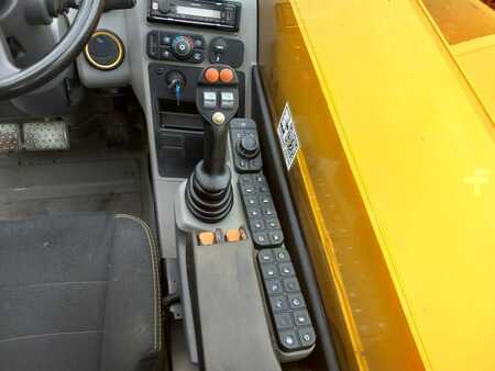 Carretilla elevadora diésel 2019  JCB 542-70 (8)