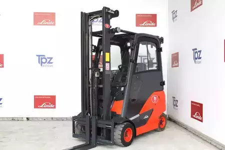 Chariots électriques à 4 roues 2015  Linde E20PH (2)