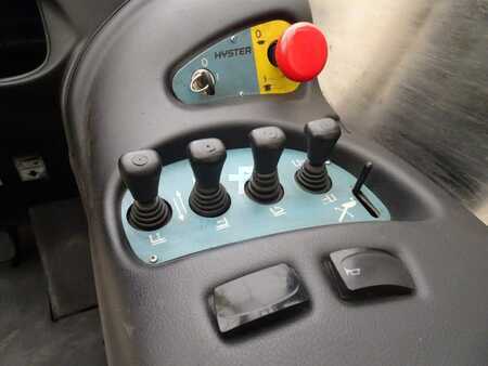 Elektro 4 Rad 2004  Hyster R1.4 (6)