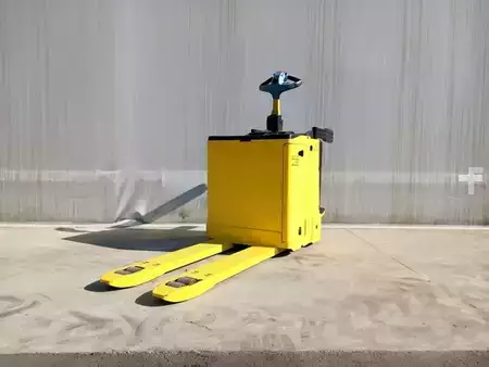 Dieseltrukki 2008  Hyster P2.0S (2)