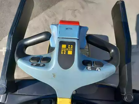 Dieseltrukki 2008  Hyster P2.0S (4)