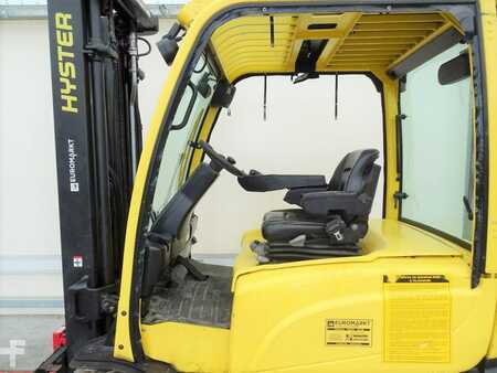 El truck - 4 hjulet 2011  Hyster J2.5XN (2)