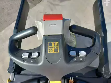 Dieseltrukki 2015  Hyster P2.0S (4)