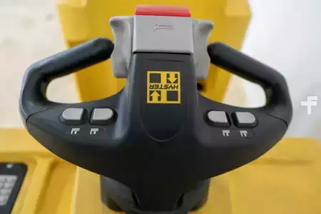 Dieselstapler 2012  Hyster LO2.5 (4)