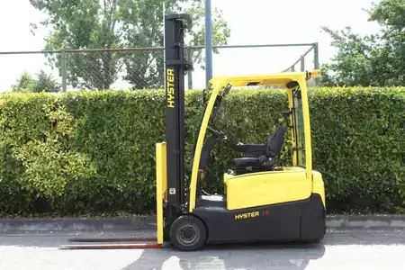 Carrelli elettrici 4 ruote 2017  Hyster J1.6XNT LWB (1)