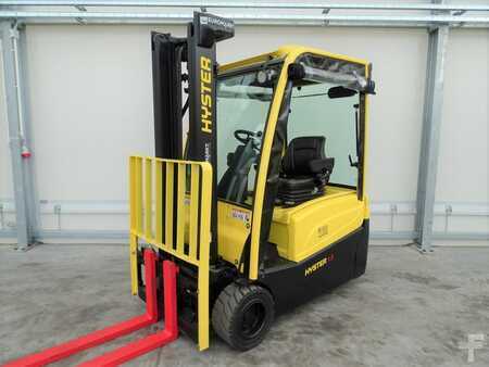 Eléctrica de 4 ruedas 2017  Hyster J1.8XNT (4)