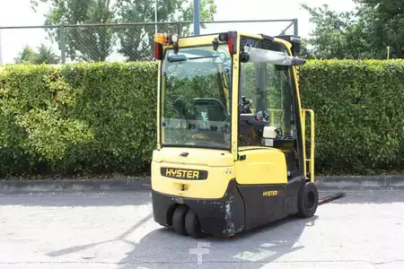 Eléctrica de 4 ruedas 2017  Hyster J1.8XNT LWB (3)