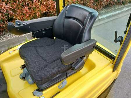 Eléctrica de 4 ruedas 2017  Hyster J1.8XNT (5)
