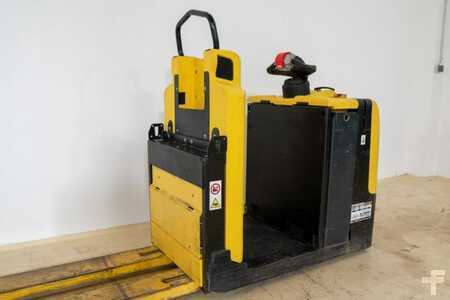 Chariots élévateurs diesel 2014  Hyster LO 2.0 (3)