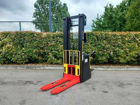 Dieseltrukki 2023  Hyster S1.6S (2)