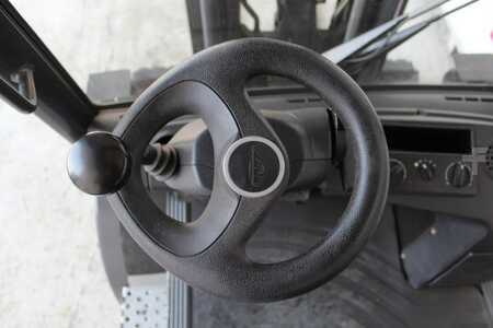 Gas truck 2015  Linde H25T/600 (6)