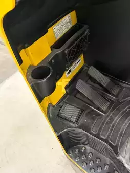 Carretilla retráctil 2016  Yale MR25 (5)