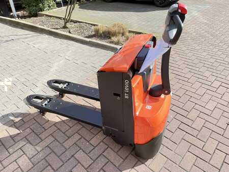 Lavansiirtovaunu 2024 Toyota LWE200 (3)