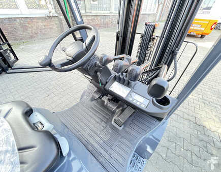 LPG Forklifts 2023  Toyota 02-8FGF18 (4)