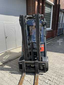 Gas truck 2015  Linde H18T-01 (3)