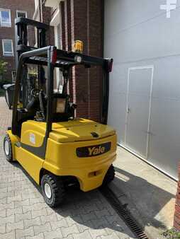 Electric - 4 wheels 2016  Yale ERP 35 VL (3)